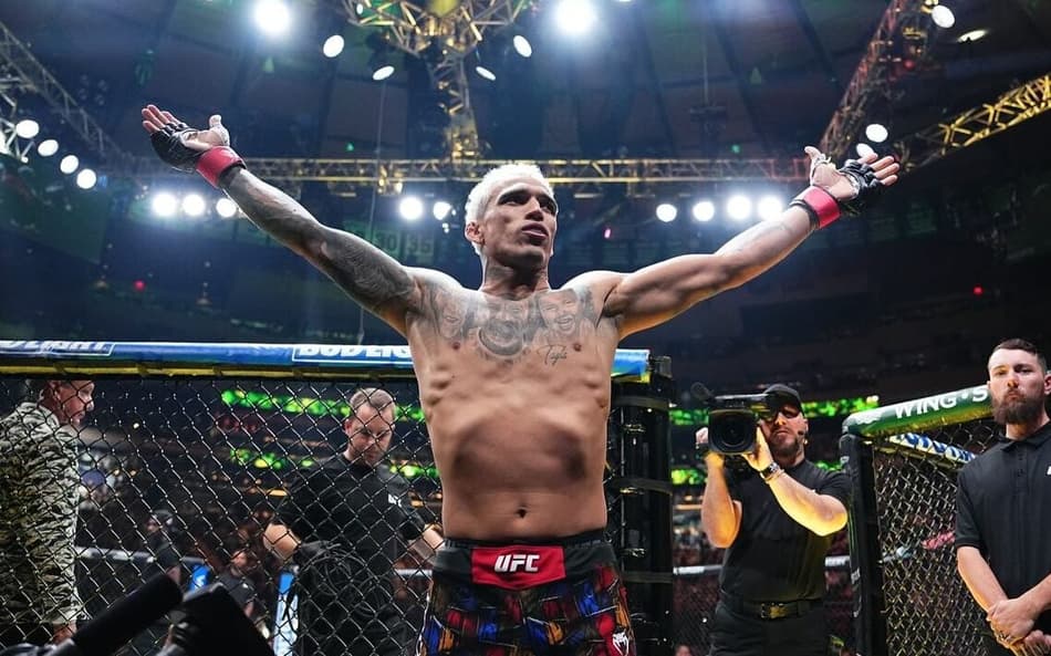 Charles Oliveira lidera a Seleção Brasileira no UFC Rio (Foto: Reprodução Instagram charlesdobronxs)