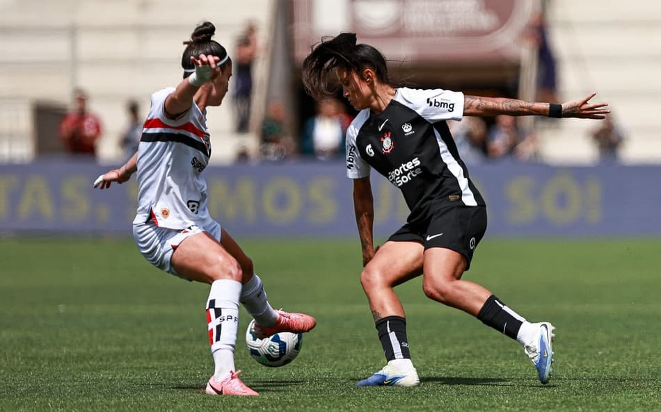 Corinthians e Palmeiras duelam por vaga na final do Brasileirão Feminino. (Foto: Rebeca Reis/ Staff Images Woman/ CBF)