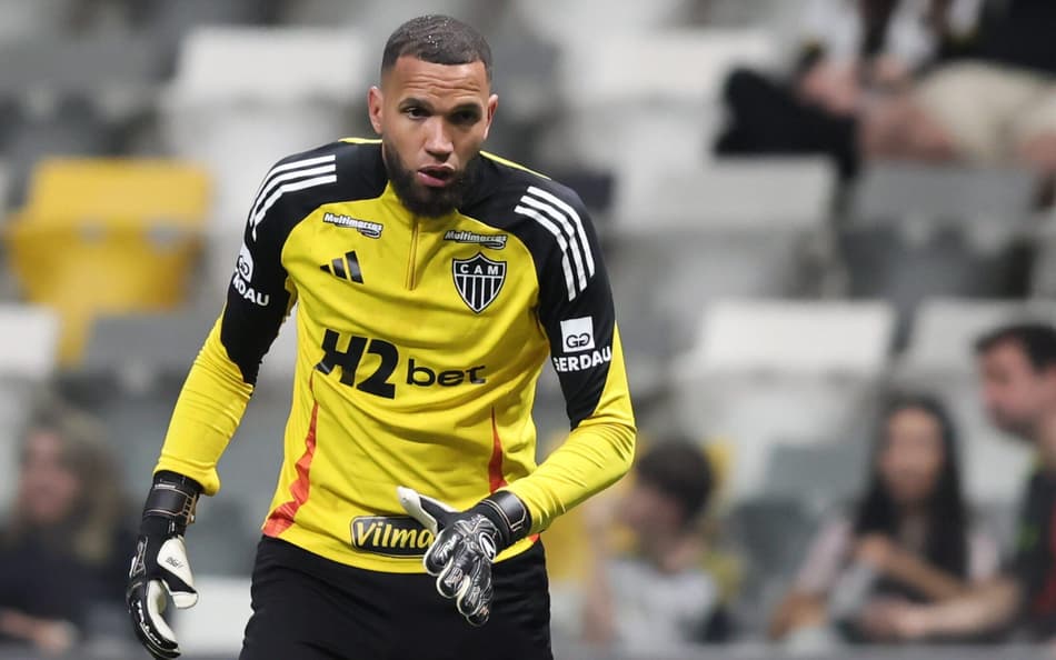 Everson, goleiro do Atlético-MG, durante aquecimento antes da partida contra o Godoy Cruz pela Sul-Americana