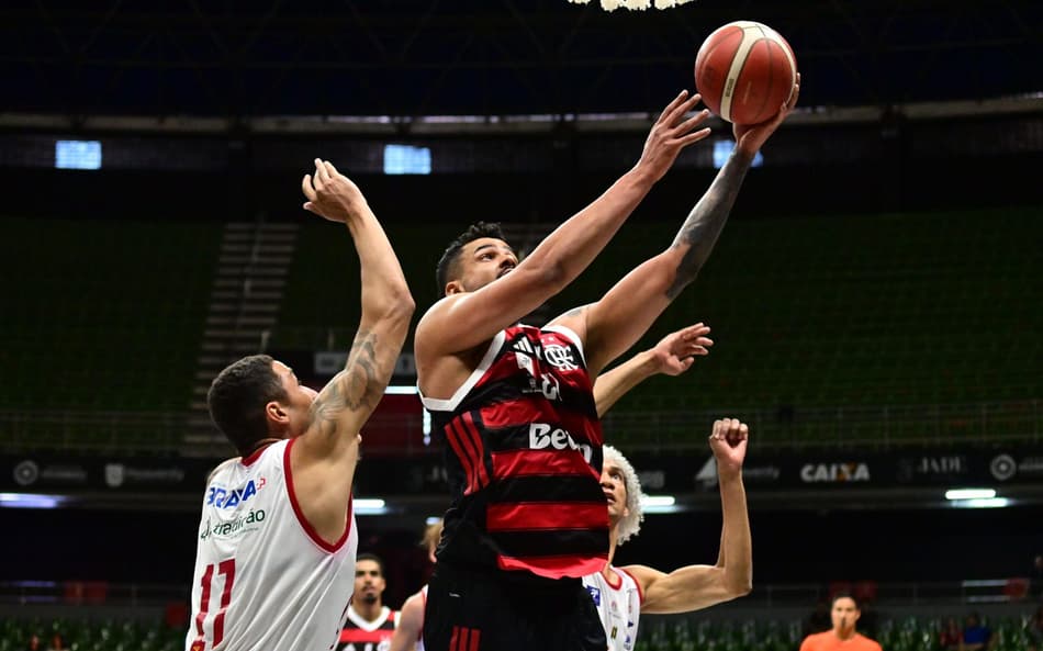 Flamengo disputa última partida da fase de grupos do torneio de abertura do NBB (Foto: João Pires)