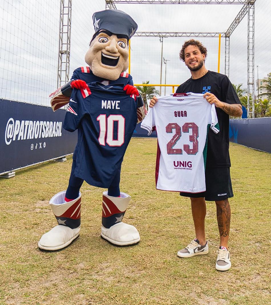 Guga, do Fluminense, participa de evento da NFL