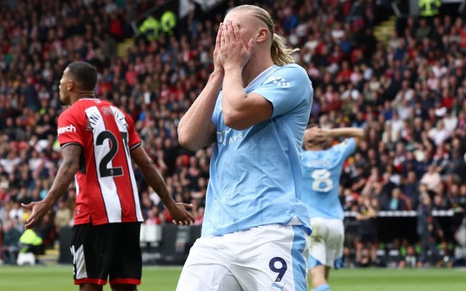 Haaland é o artilheiro da Premier League, com sete gols (Foto: DARREN STAPLES / AFP)