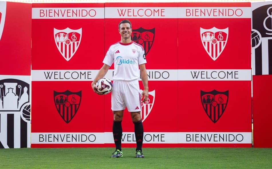 Azpilicueta Sevilla zagueiro
