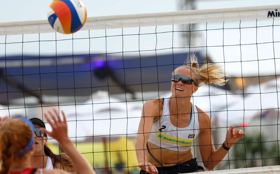 Cannon e Kraft venceram a disputa do terceiro lugar no Elite 16 de Vôlei de Praia (Foto: Divulgação)