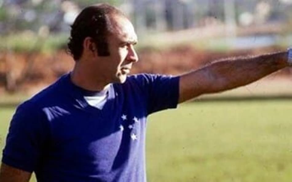 Ilton Chaves esteve à frente do Cruzeiro em 389 partidas e também foi campeão pelo Galo