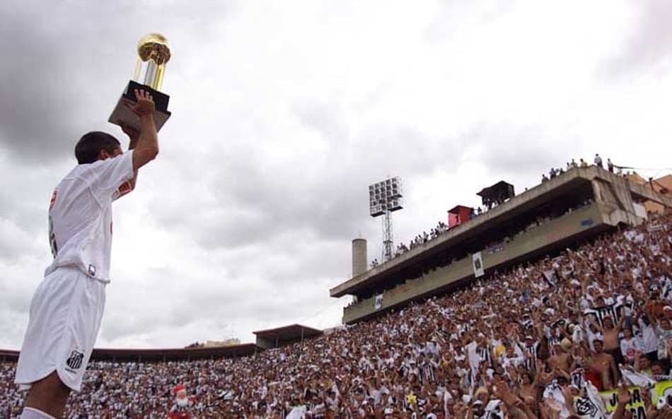 Em 2004, o Teixeirão foi palco do jogo que decidiu o Brasileirão. O Santos, de Ricardinho, bateu o Vasco por 2 a 1