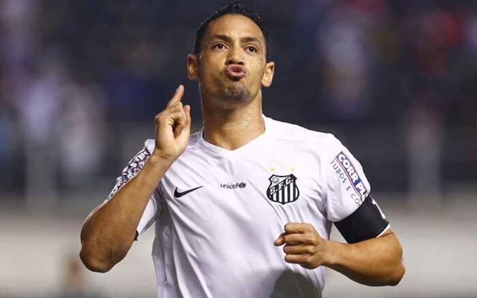 Em 2015, Ricardo Oliveira, do Santos, fez 20 gols no Brasileirão