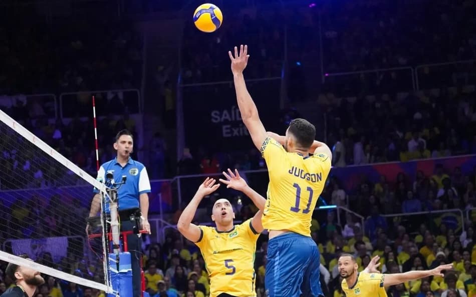 Brasil enfrentou a Ucrânia, neste sábado (14), pela VNL (Foto: Divulgação/CBV)