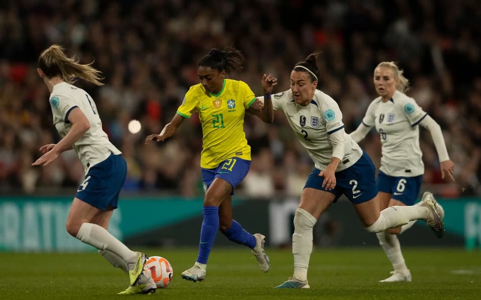 Seleção Brasileira Feminina irá enfrentar as inglesas