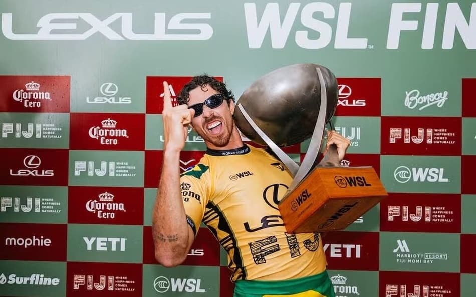 Yago Dora vence americano e é campeão da WSL pela primeira vez (Foto: Ed Sloane/WSL)