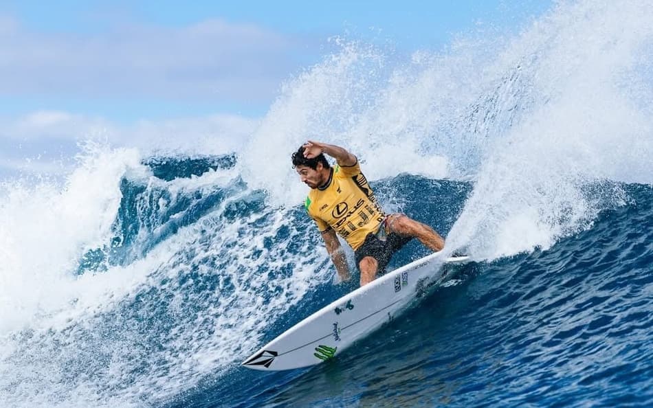 Yago Dora em ação nas finais da WSL (Foto: Reprodução/Instagram: @yagodora)