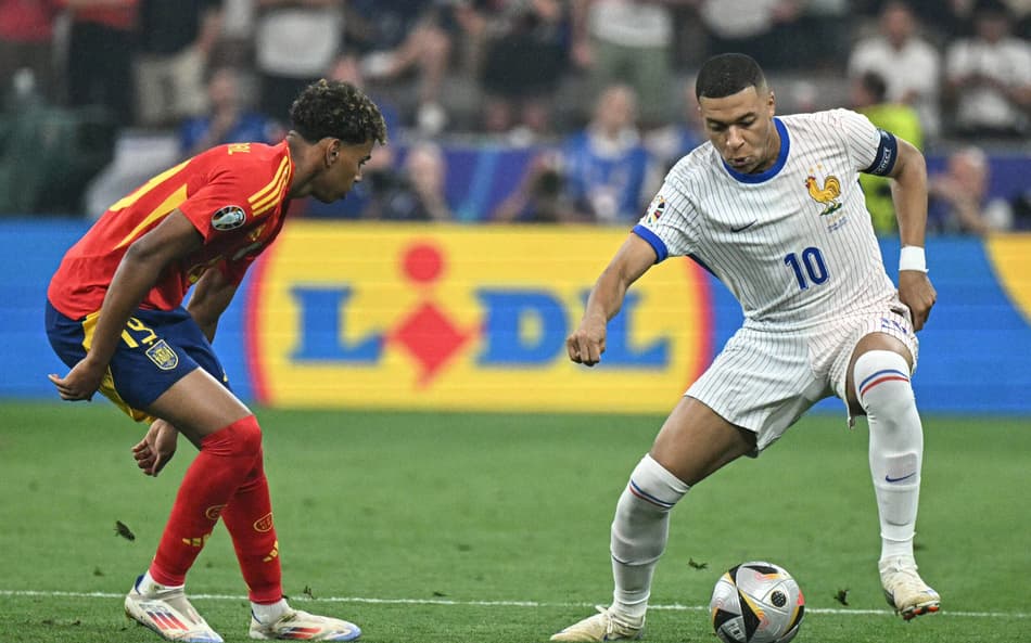 Lamine Yamal e Mbappé se enfrentam em Espanha x França pela Eurocopa