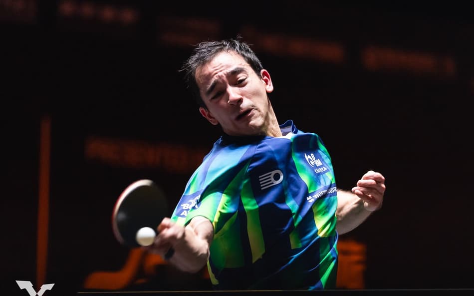 Hugo Calderano na vitória sobre o anfitrião Zhou Qihao no China Smash (Divulgação/WTT)