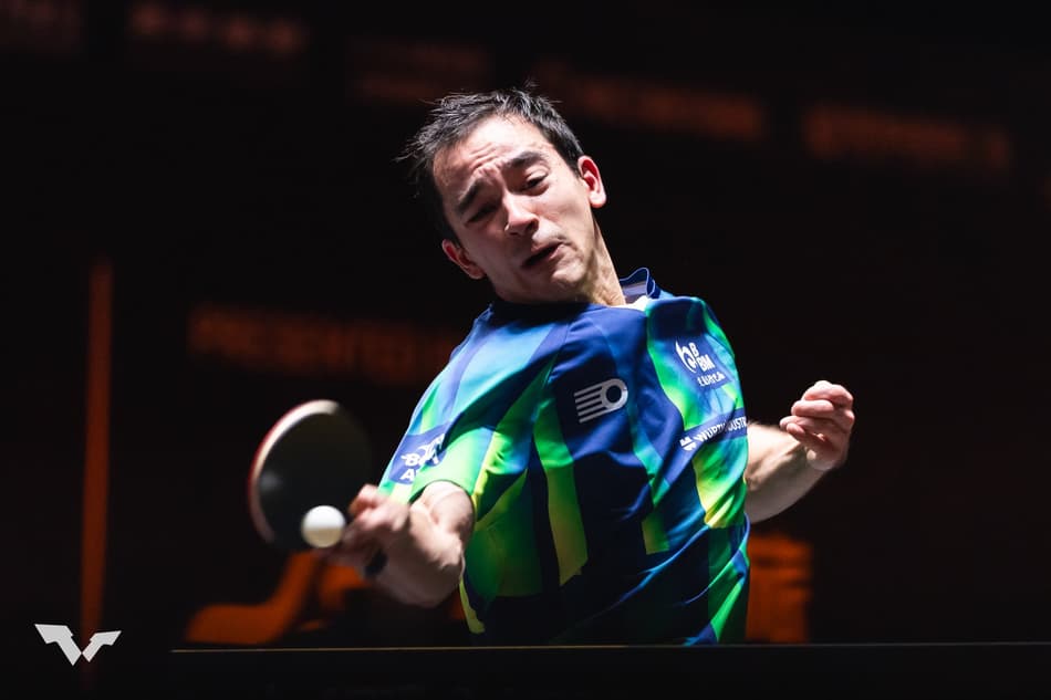 Hugo Calderano na vitória sobre o anfitrião Zhou Qihao no China Smash (Divulgação/WTT)