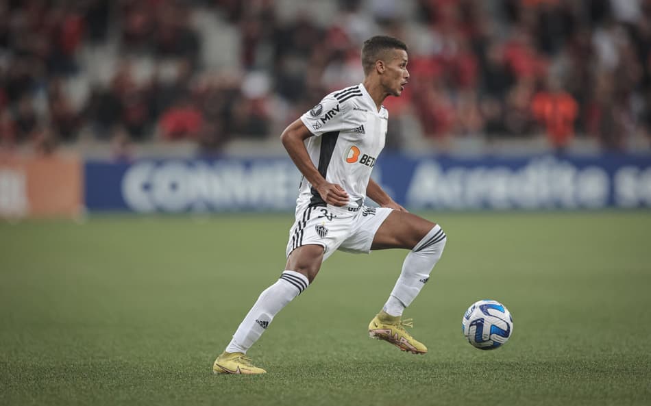 Pedrinho quando atuava com a camisa do Atlético