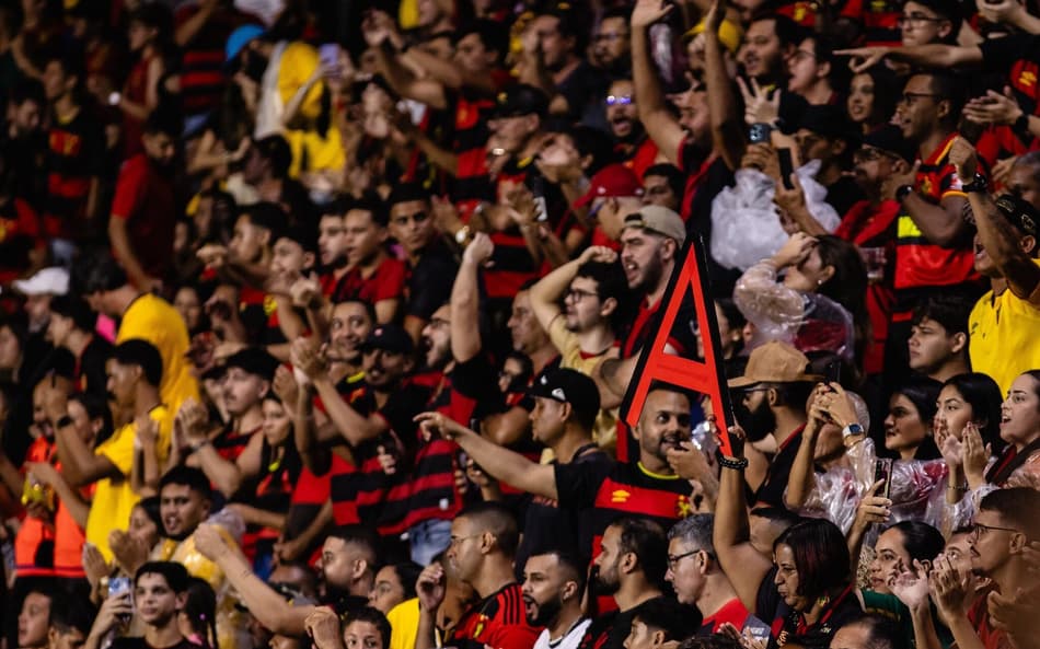 Torcida do Sport. (Foto:Paulo Paiva / Sport Recife)