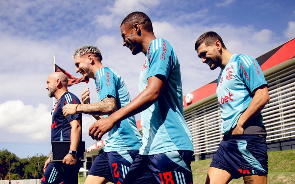 De La Cruz em treino do Flamengo. (Foto:Adriano Fontes/Flamengo)