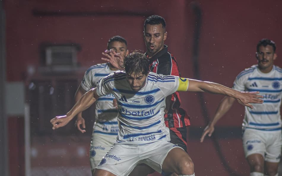 Vitória x Cruzeiro se enfrentaram no Barradão, em julho (Foto: Victor Ferreira / EC Vitória)