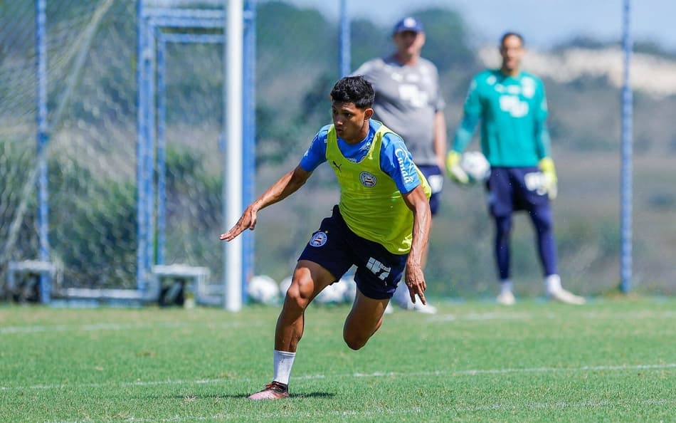 Erick Pulga em treino do Bahia (Foto: Rafael Rodrigues / EC Bahia)