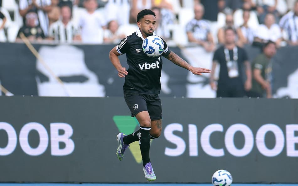 Vitinho, do Botafogo, foi convocado para a Seleção (Foto: Vítor Silva/Botafogo)