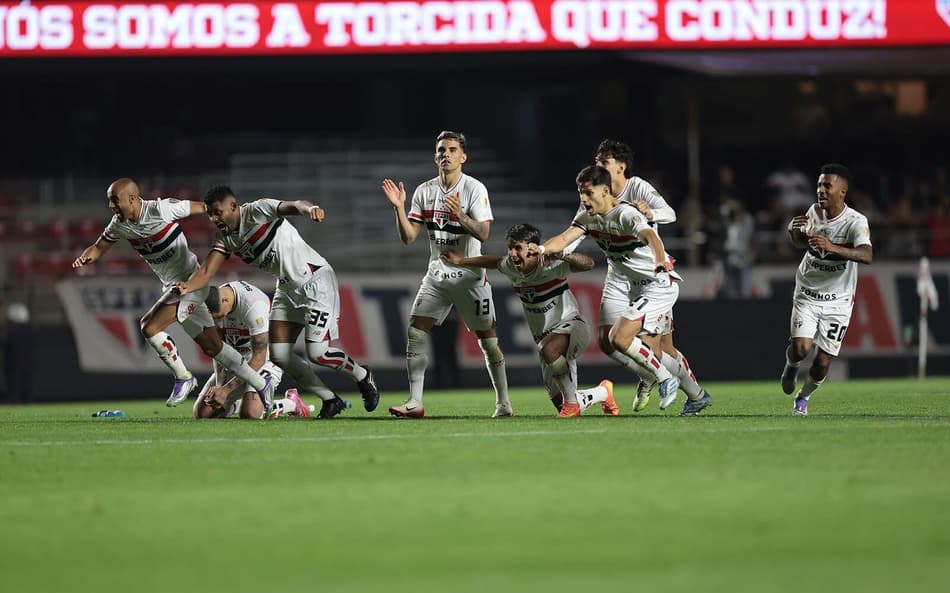 São Paulo marcou 67 gols na temporada (Foto: Rubens Chiri, Nilton Fukuda e Paulo Pinto/SPFC)