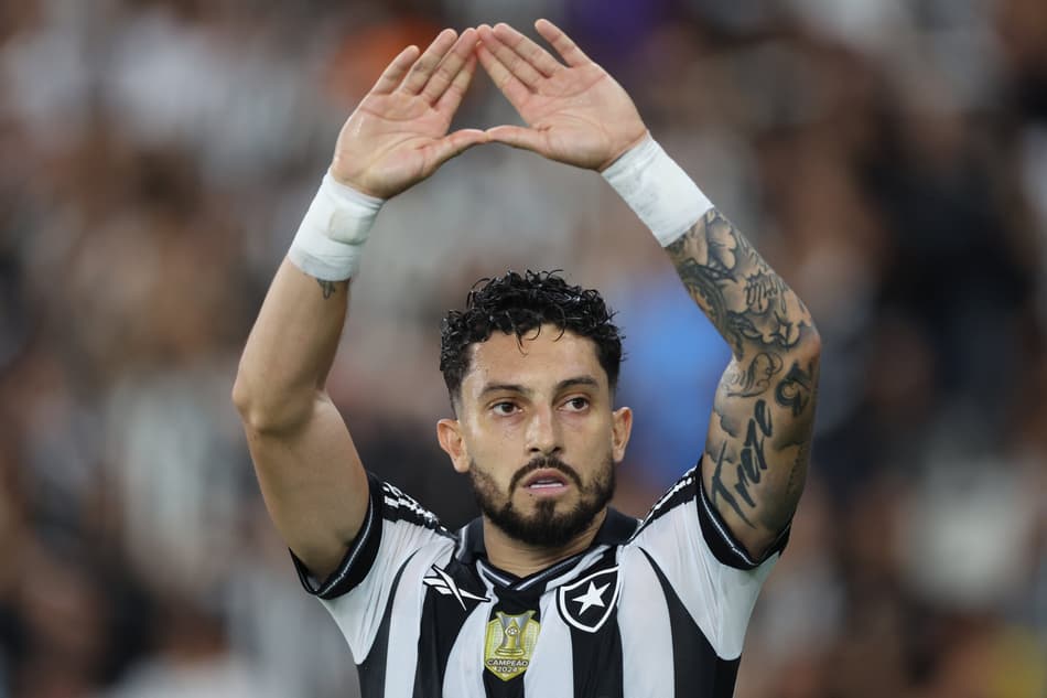Comemoração de Alex Telles em gol do Botafogo (Foto: Vítor Silva/Botafogo)