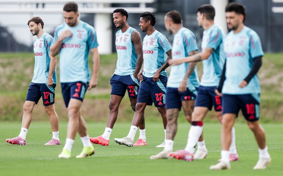 Cleiton durante treino do Flamengo (Foto: Flamengo/Divulgação)