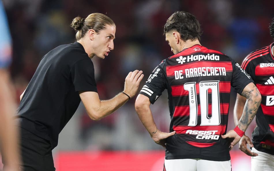 Jornalista aponta drama de Flamengo e Palmeiras no Brasileirão e crava novo G4. (Foto: GILVAN DE SOUZA/FLAMENGO)