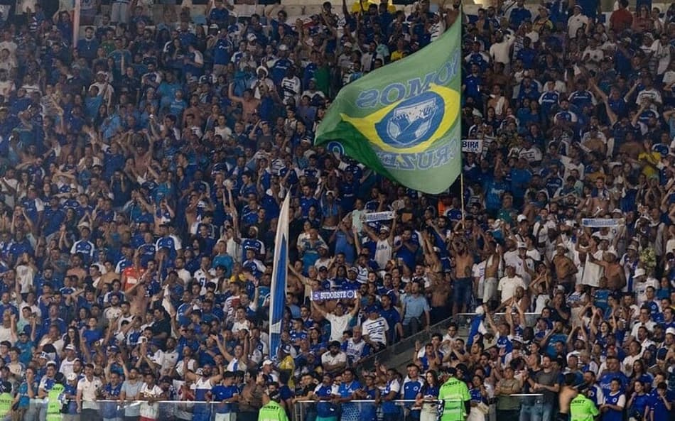 Torcida do Cruzeiro no Maracanã (Foto: Thaís Magalhães/Cruzeiro)