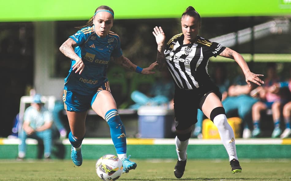 Cruzeiro e Atlético-MG estão classificados às semis do Campeonato Mineiro Feminino. (Foto: Gustavo Martins/ Cruzeiro)