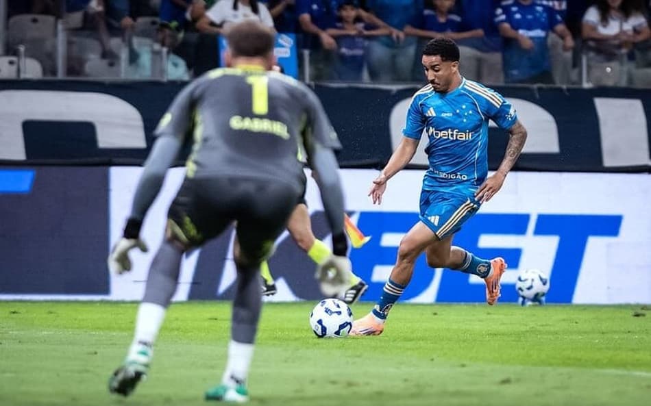 Meia Christian, do Cruzeiro (Foto: Gustavo Aleixo/Cruzeiro)