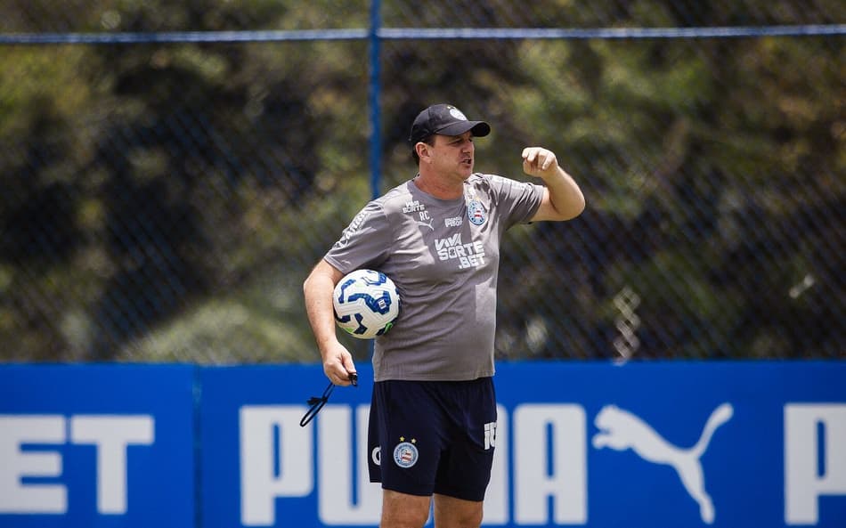 Rogério Ceni comanda treino do Bahia antes do Ba-Vi (Foto: Letícia Martins / EC Bahia)