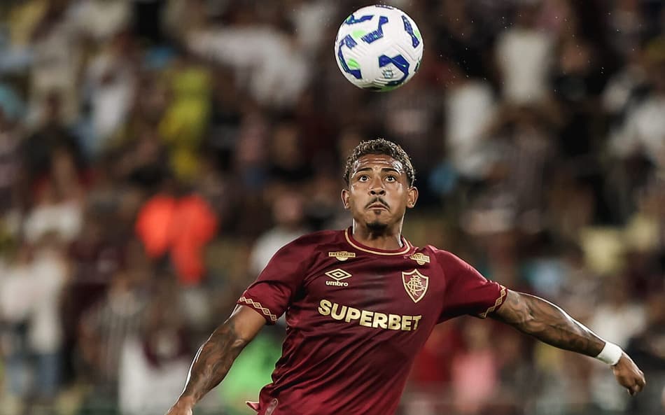 John Kennedy em ação em Fluminense x Juventude