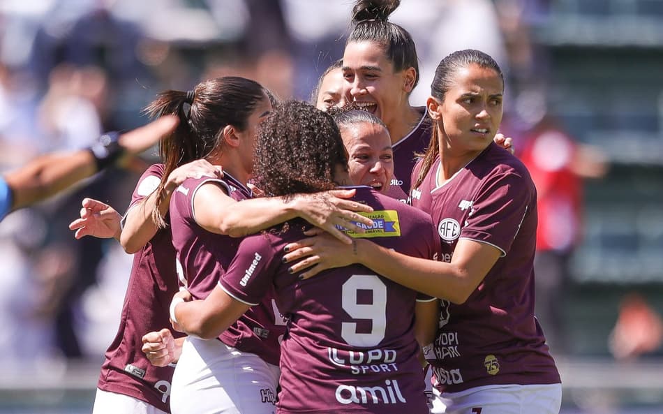 Ferroviária comemora gol de Kati, que garantiu terceiro lugar na Libertadores Feminina. (Foto: Staff Images Woman/CONMEBOL)