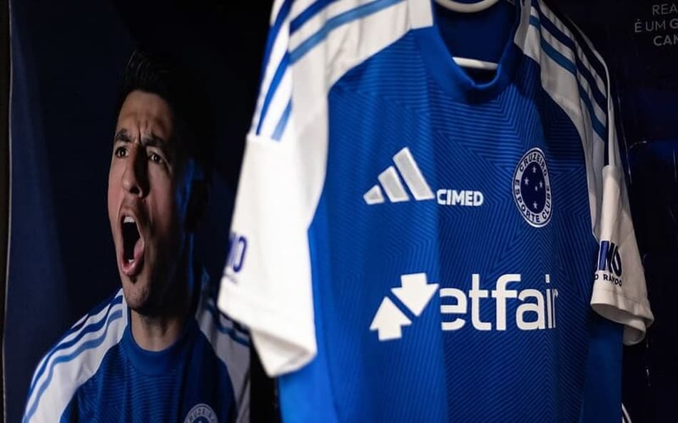 Camisa azul de 2025 se torna a mais vendida da história do Cruzeiro