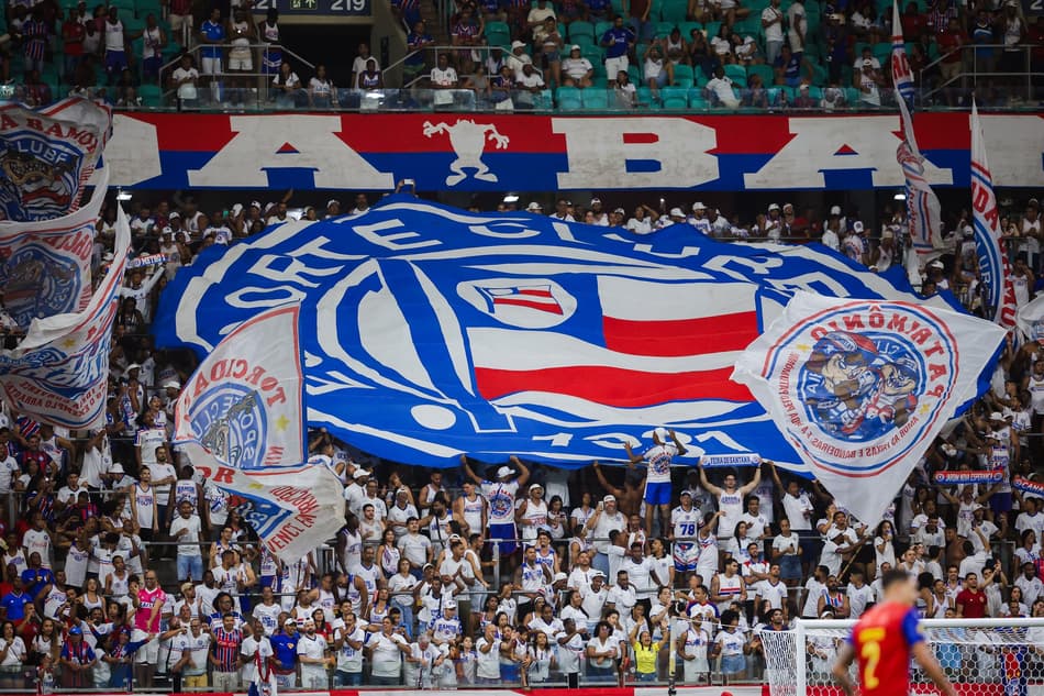 Torcida do Bahia comemora goleada contra o Grêmio (Foto: Letícia Martins / EC Bahia)