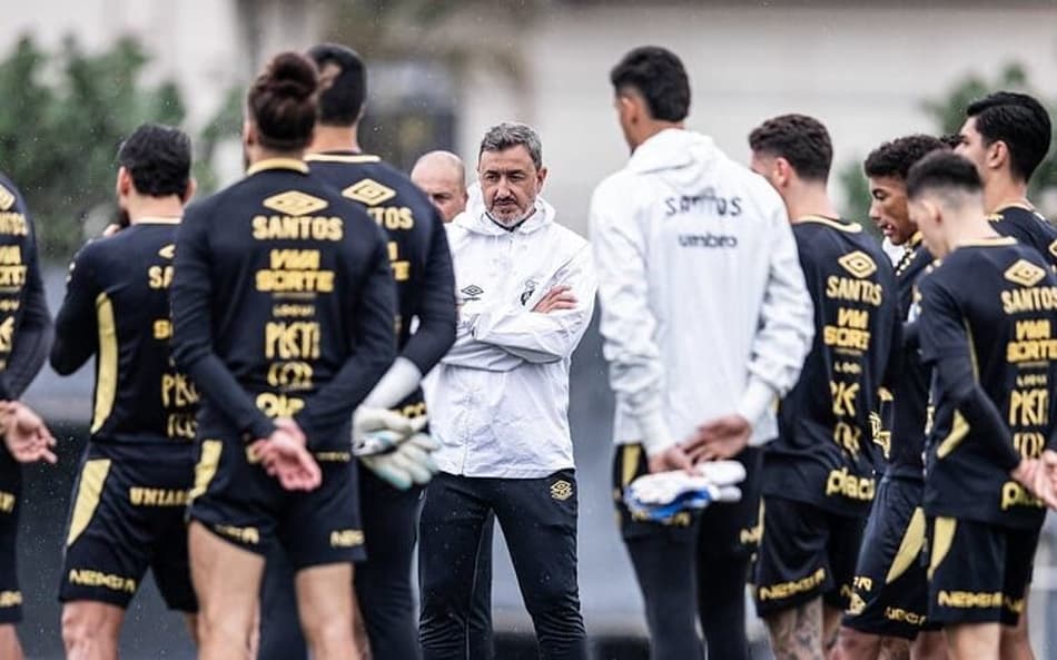 Elenco do Santos vem de um empate por 2 a 2 diante do Botafogo, no Rio de Janeiro. (Foto: Raul Baretta/ Santos FC)