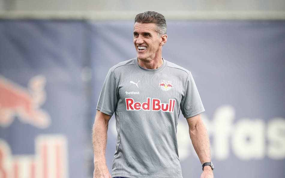 Mancini comanda primeiro treino no Bragantino (Foto: Ari Ferreira/Red Bull Bragantino)