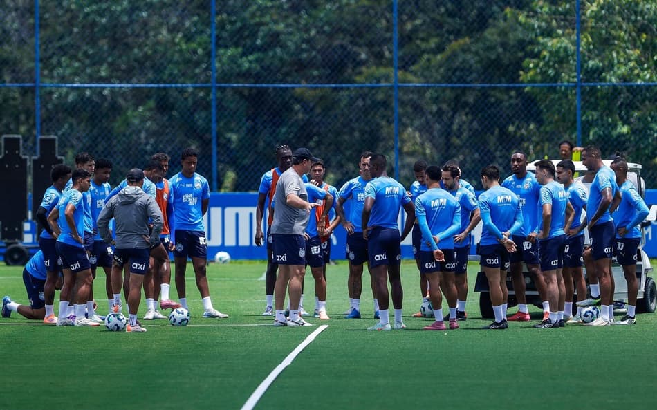 Rogério Ceni comanda treino do Bahia (Foto: Rafael Rodrigues / EC Bahia)
