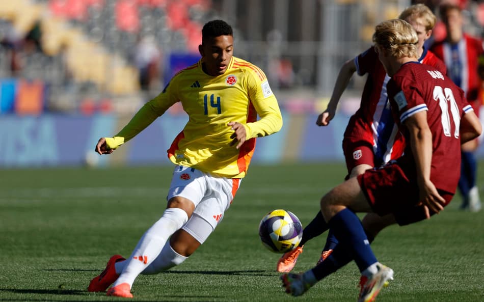 Jordan Barrera, do Botafogo, em ação pela Colômbia na Copa do Mundo Sub-20 (Foto: Raul Bravo/AFP)