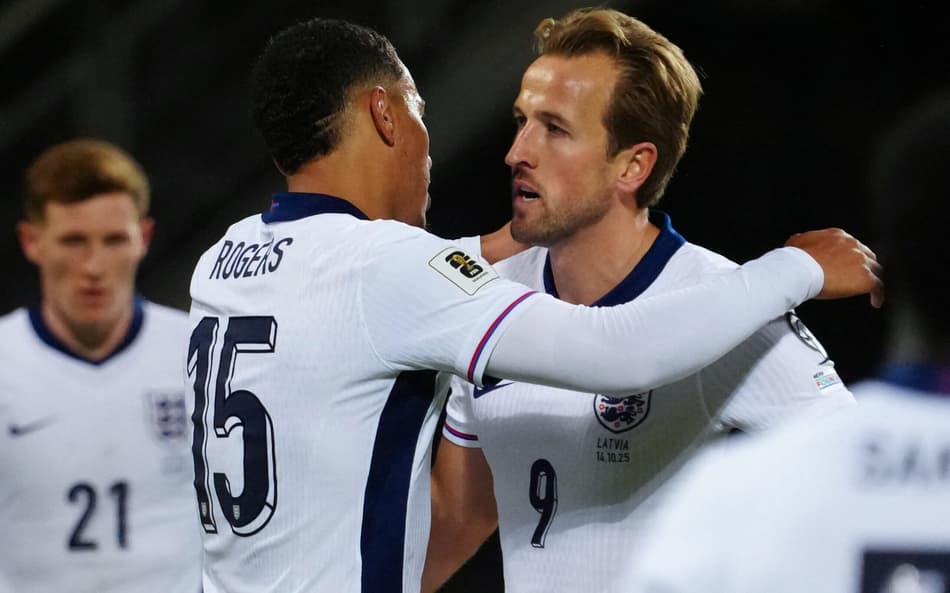 A Inglaterra se garantiu na Copa do Mundo após derrotar a Letônia por 5 a 0, pelas Eliminatórias Europeias à Copa do Mundo de 2026 (Foto: Gints Ivuskans / AFP)