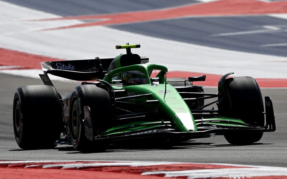AUSTIN, TEXAS - OCTOBER 17: Gabriel Bortoleto of Brazil driving the (5) Kick Sauber C45 Ferrari on track during practice ahead of the F1 Grand Prix of United States at Circuit of The Americas on October 17, 2025 in Austin, Texas. Rudy Carezzevoli/Getty Images/AFP (Photo by Rudy Carezzevoli / GETTY IMAGES NORTH AMERICA / Getty Images via AFP)