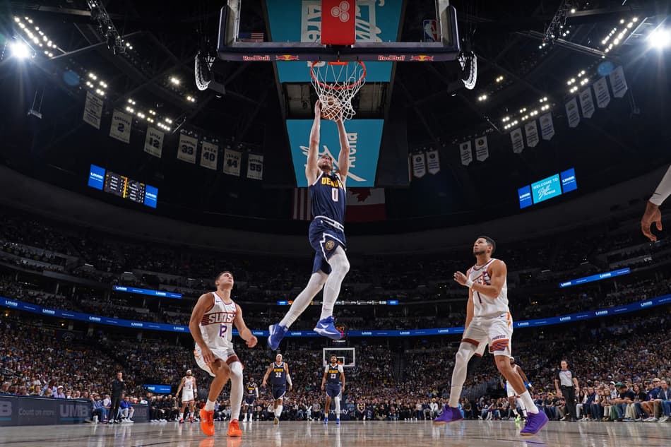 Phoenix Suns x Denver Nuggets (Foto: Bart Young / NBAE / Getty Images via AFP)