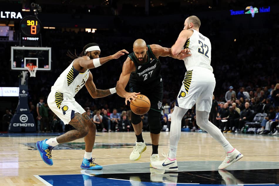 Indiana Pacers x Minnesota Timberwolves (Foto: David Berding / Getty Images via AFP)
