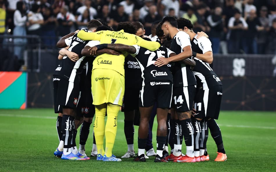 Corinthians disputou 40 jogos em 2025 (Foto: Fabio Giannelli/AGIF)