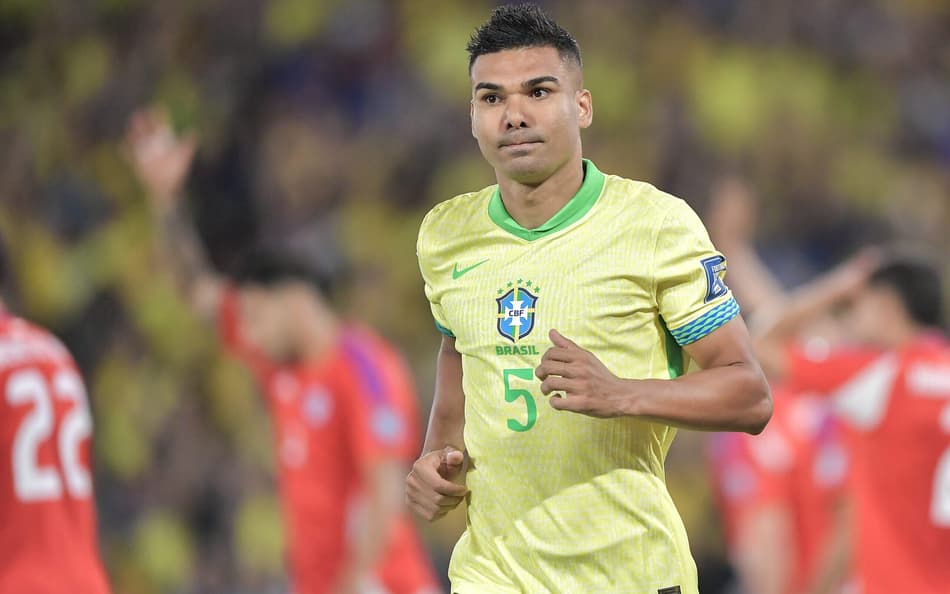 Casemiro, pilar do Brasil, está fora da próxima partida (Foto: Thiago Ribeiro/AGIF)
