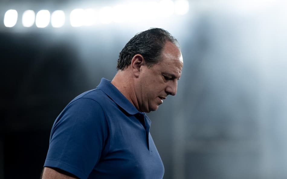 Rogério Ceni depois da derrota do Bahia para o Botafogo (Foto: Jorge Rodrigues/AGIF)