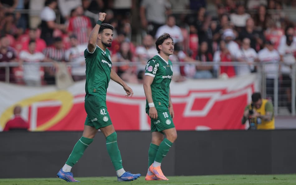 Mauricio e Flaco foram importantes na vitória do Palmeiras (Foto: Ettore Chiereguini/AGIF)
