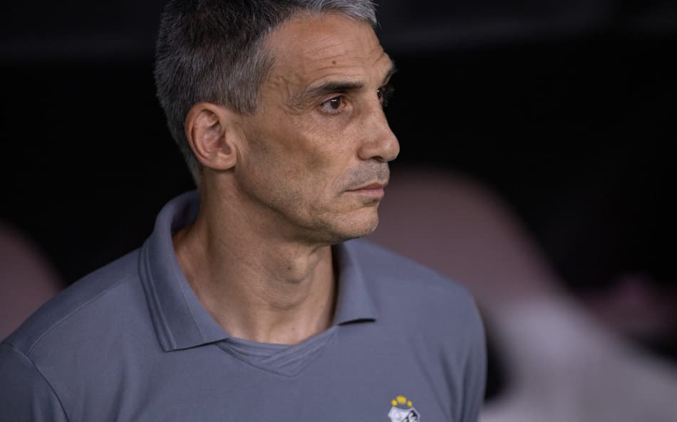 Vojvoda analisou a derrota do Santos para o Ceará (Foto: Baggio Rodrigues/AGIF)