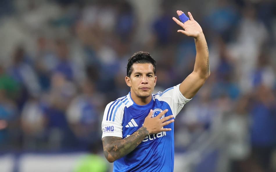 Volante Lucas Romero, do Cruzeiro (Foto: Gilson Lobo/AGIF)